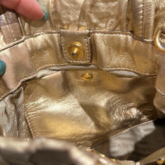 Prada gold leather bag with side bows! - Picture 11 of 17